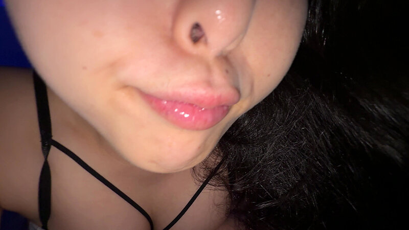 「【個人撮影】横山夏希の自撮り顔舐め&ニオイ責め」のサンプル画像19枚目
