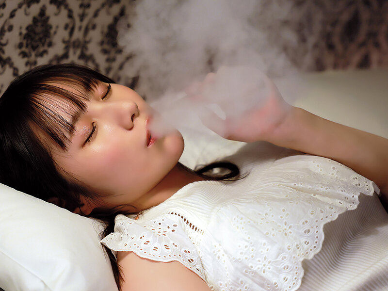 「【素人アイドル】美少女ひなこ（20）がイラマチオで潮吹き絶頂！中出しされてアヘ顔ダブルピース」のサンプル画像1枚目