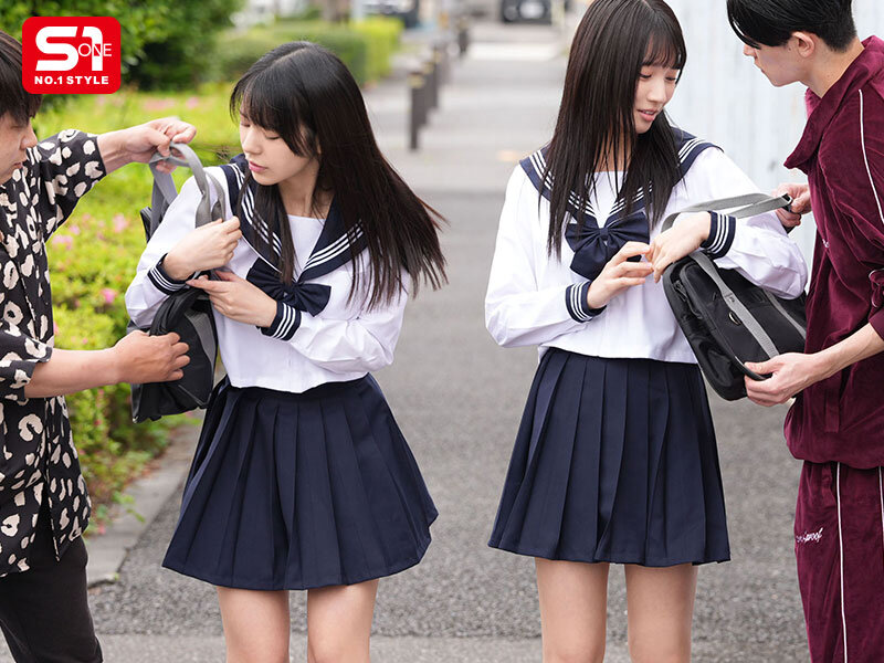 「イジメられている双子姉妹を救って、ふたり一緒に脱がせてみたい。 浅野こころ 榊原萌」のサンプル画像5枚目