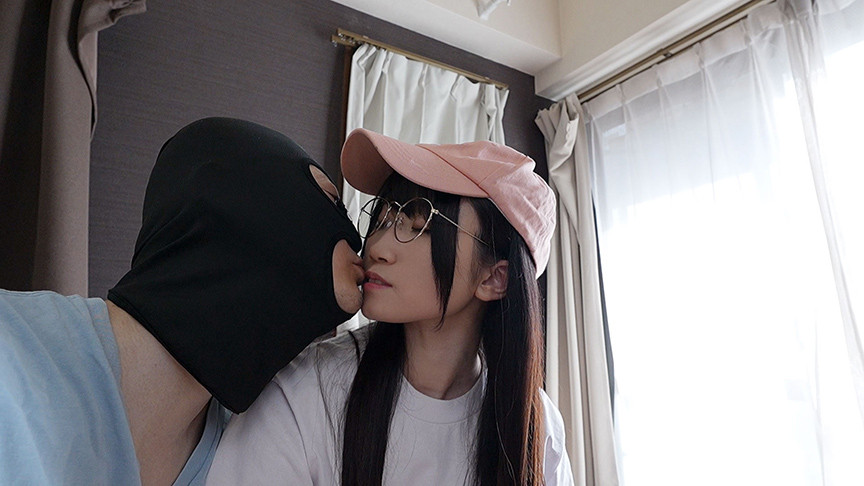 「【素人】18禁動画に出演した美女の過激プレイ映像【無名女優のデビュー作】」のサンプル画像1枚目