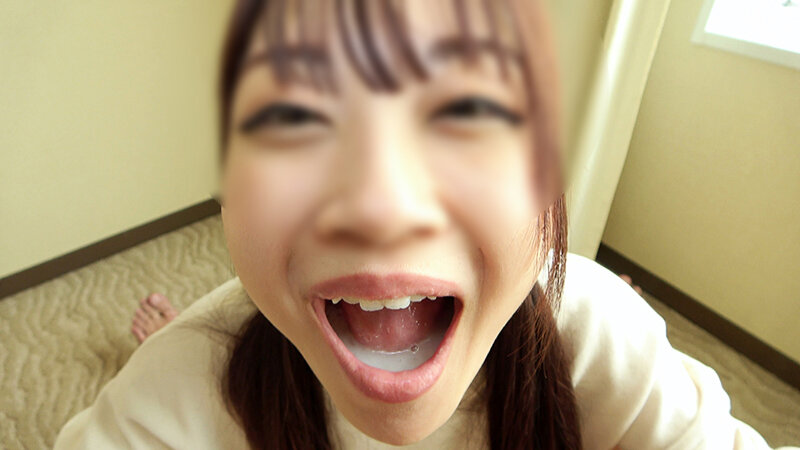 「素人娘のフェラ抜きアルバイト3 おしゃぶり上手なエロ女たちのパパ活ザーメン搾り」のサンプル画像2枚目