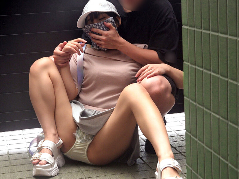 「【素人】巨乳美女4人にぶっかけ＆中出し！ローションまみれの濃厚プレイ集【完全保存版】」のサンプル画像7枚目