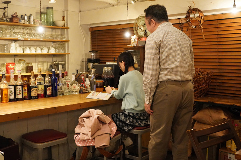 「ストーキングされて隅に追い込まれてどこにも逃げ場なき喉奥イラマチオ・極」のサンプル画像8枚目