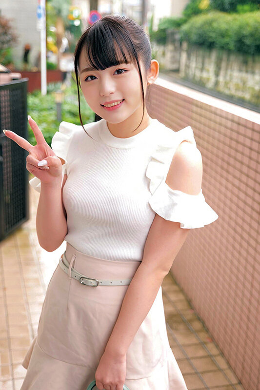 「素人女子大生の皆さんww青空の下で脳がトロける超濃密ベロキス体験してみませんか？もえかちゃん りおんちゃん」のサンプル画像2枚目