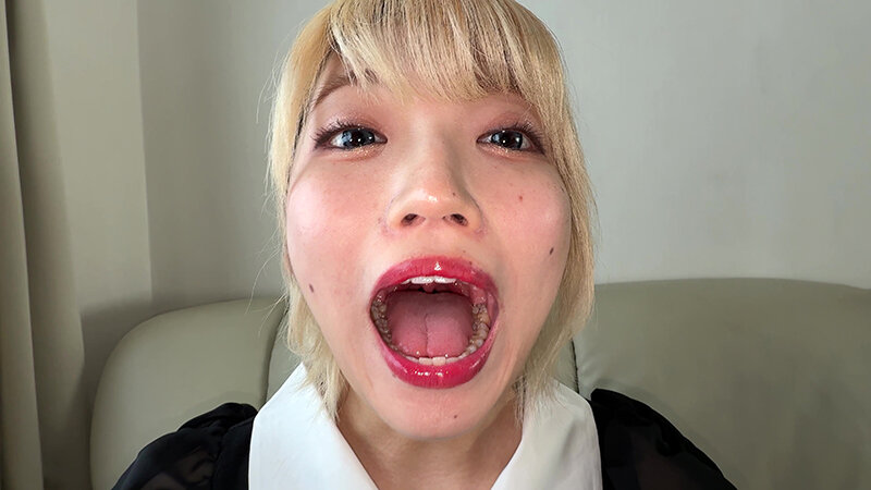 「【個人撮影】安堂はるの 童貞卒業!?初喉チンコ触り」のサンプル画像2枚目