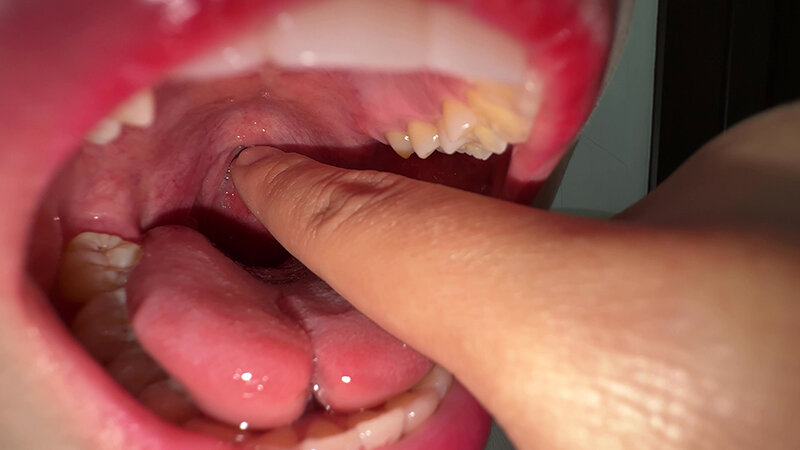 「【個人撮影】安堂はるの 童貞卒業!?初喉チンコ触り」のサンプル画像8枚目