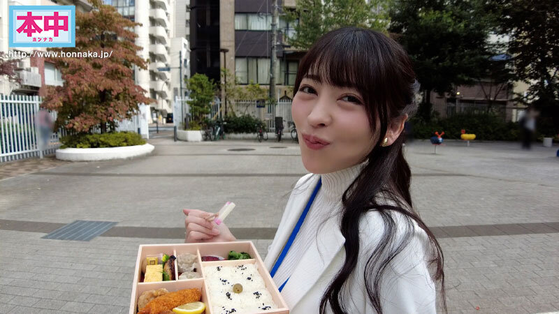 「楽しませたら生でヤラせてくれる先輩と逆お持ち帰り中出しデート 森日向子」のサンプル画像1枚目