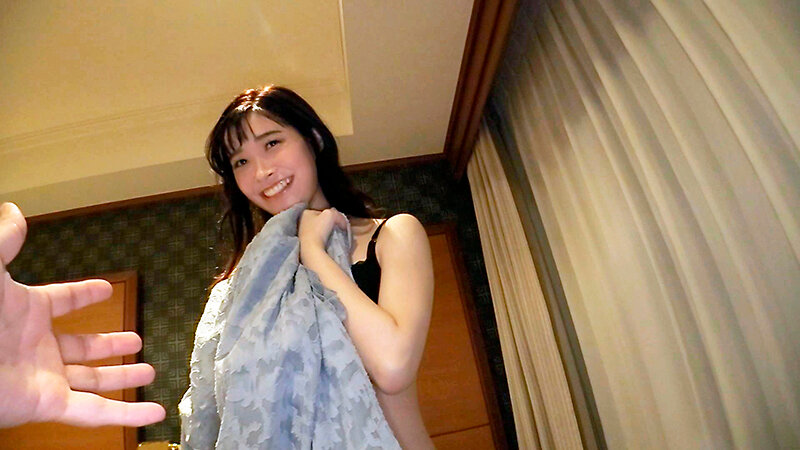 「「あなた、許して…。」夫との平凡なSEXでは物足りない美人妻たちが高級なTバックを履いて下半身を恥じ晒す」のサンプル画像11枚目