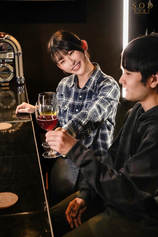 「隠れエロボディの牛丼チェーン店で働くパート主婦が学生バイトと避妊具なしでネチョベロ不倫中出し 宮島めい」のサンプル画像5枚目
