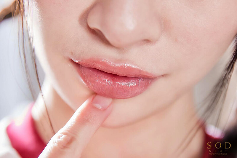 「ぷるっぷるの唇は腰が砕けるほど気持ちいい！喉奥フェラチオ大好きおしゃぶり係 宮島めい」のサンプル画像2枚目