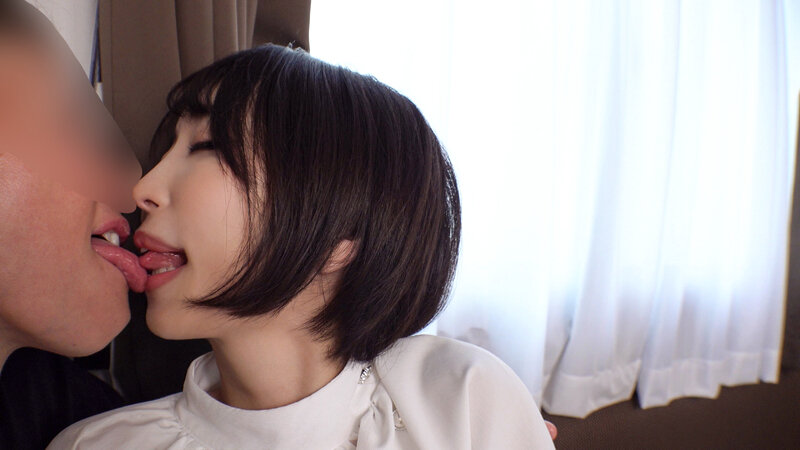 「妊活希望の美人妻 久々のチ〇コに歓喜の大量潮吹き 極太他人棒に破壊された完全服○SEX」のサンプル画像2枚目