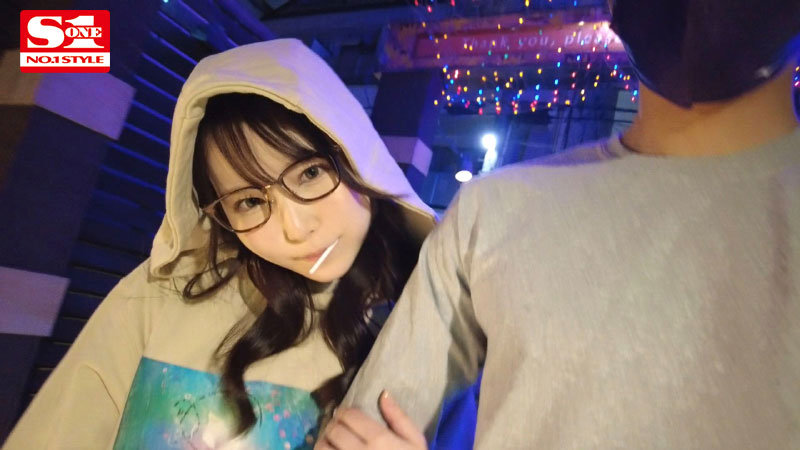 「小悪魔ビッチの脳みそトロけるぐらい気持ちいセックス。

ベロチューとえぐい腰振りの騎乗位。」のサムネイル