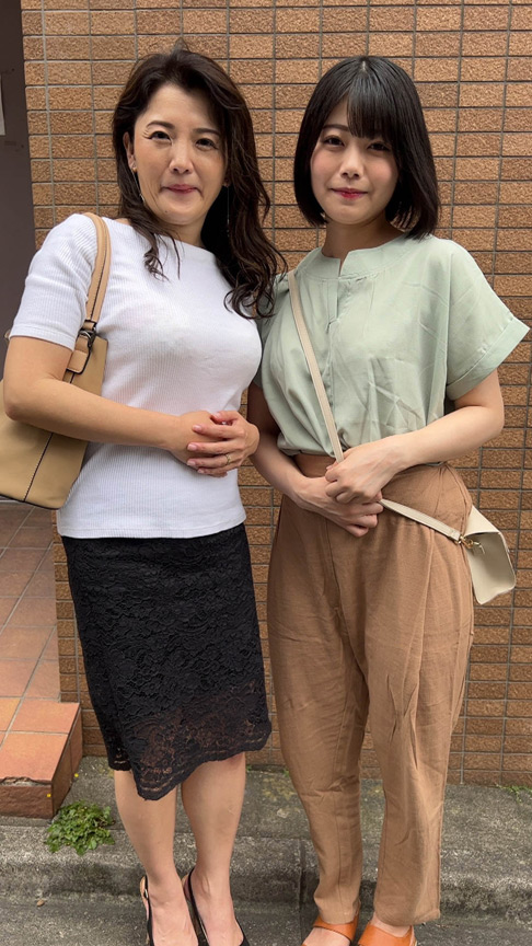 「家族の絆は固かった！？「お父さんには言わないで」とか言いながら、娘の前でもお構いなし、欲求不満を拗らせた熟女母12名4時間4」のサンプル画像15枚目