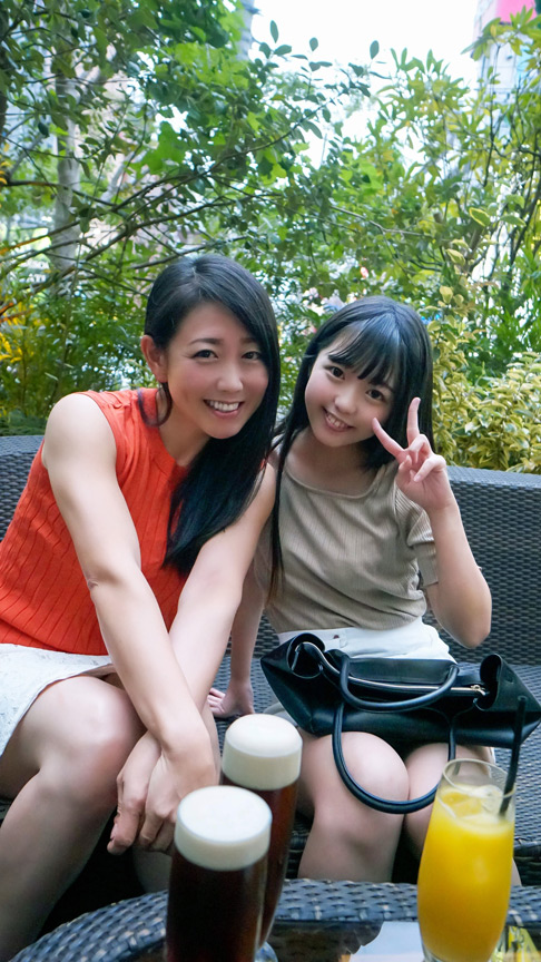 「家族の絆は固かった！？「お父さんには言わないで」とか言いながら、娘の前でもお構いなし、欲求不満を拗らせた熟女母12名4時間4」のサンプル画像19枚目