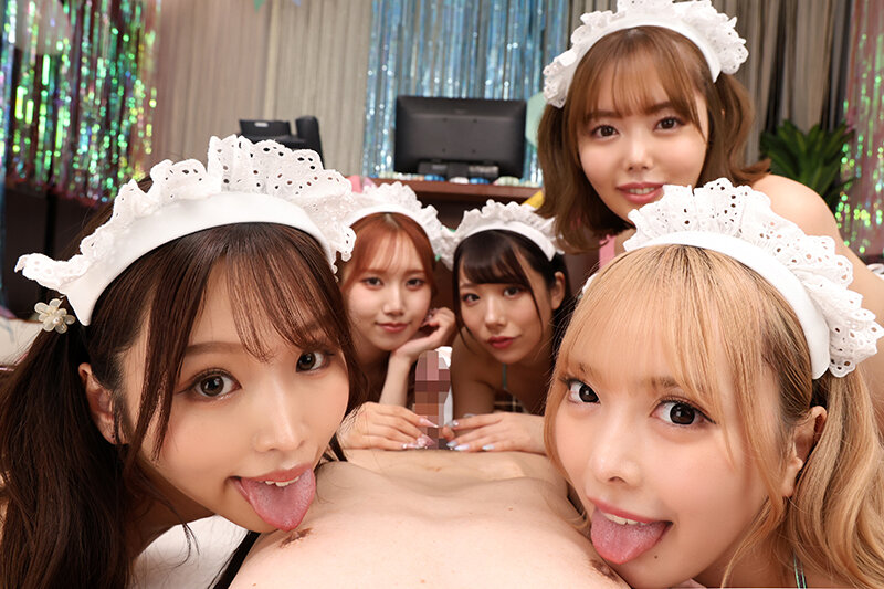 「【VR】おいでよパコパコ学園祭!!クラスの顔面ビジュアル最高峰の制服美少女とヤリまくり絶頂FESTIVALクラスのTOPグループとハーレムSEX!!編 百瀬あすか 斎藤あみり 新井リマ 蘭々 尾崎えりか」のサンプル画像10枚目