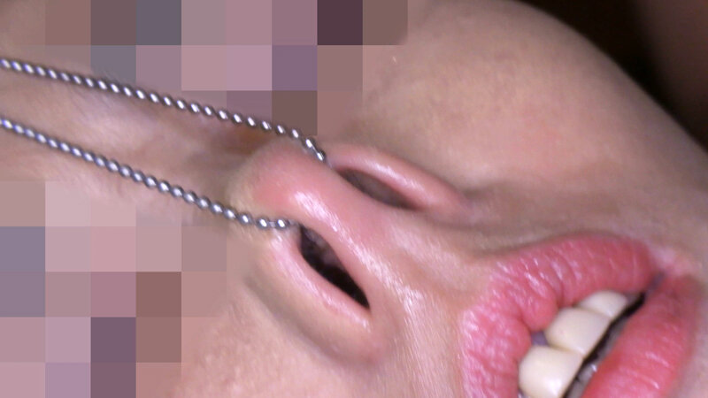 「鼻輪・ラビア延伸・乳首肥大化 人体改造されているマゾ女(投稿ネーム◎石原由紀子)」のサンプル画像4枚目