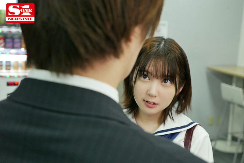 「女子●生タレントの無邪気な誘惑に沼った担当マネージャー（既婚）の私。人間失格 四宮ありす」のサンプル画像1枚目