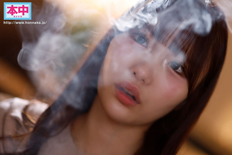 「鈴の家りん 巨乳美女が乱交で連続中出し！濃厚キス＆フェラで悶絶する過激セックス」のサンプル画像1枚目