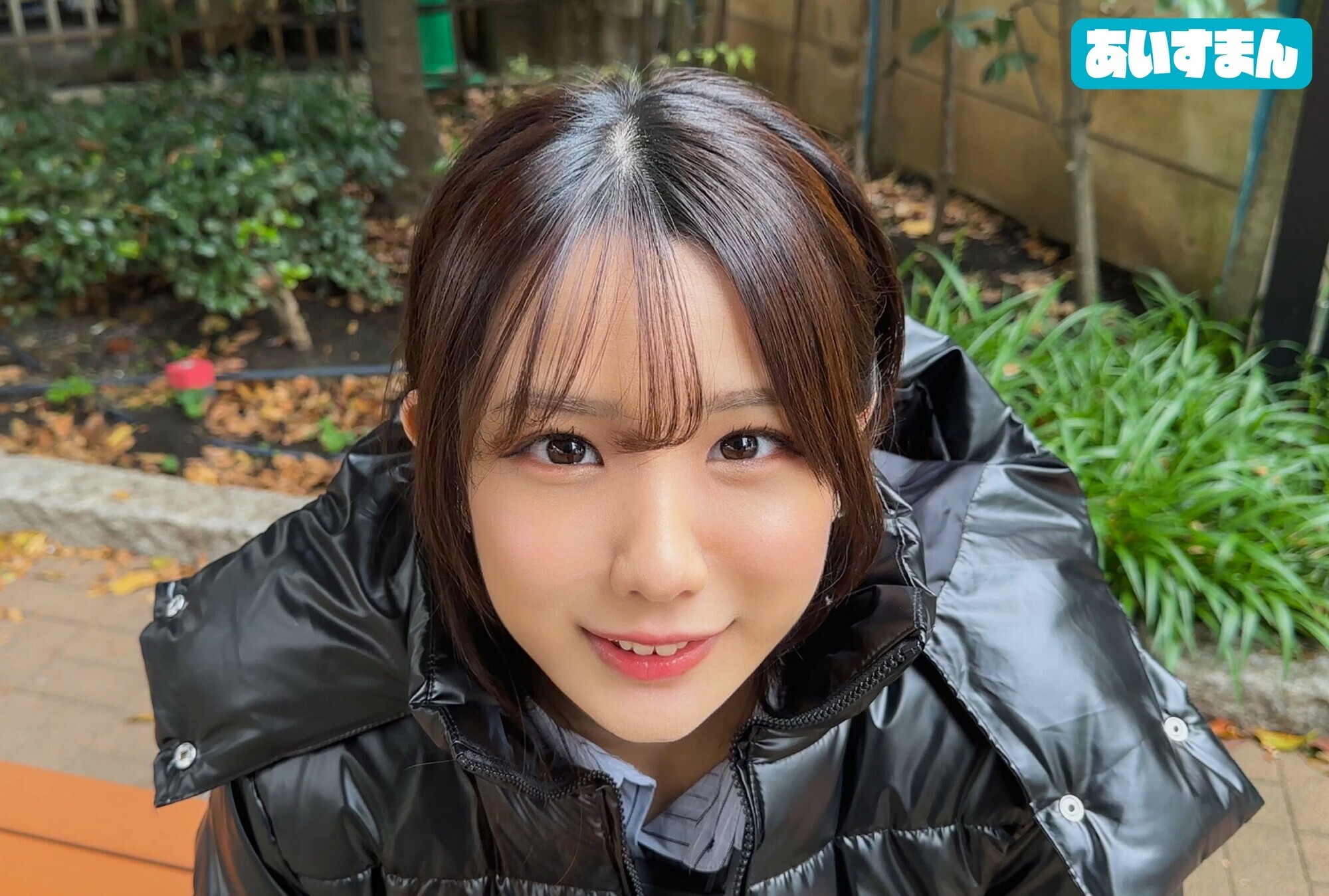 「親と喧嘩して家出、友達やオトコの家を渡り歩くアイドル系ビッチww大学中退→コンカフェバイト→飽きたら飛ぶの繰り返しガチ社不家無しめちゃかわフリーター リオちゃん 21歳」のサンプル画像2枚目