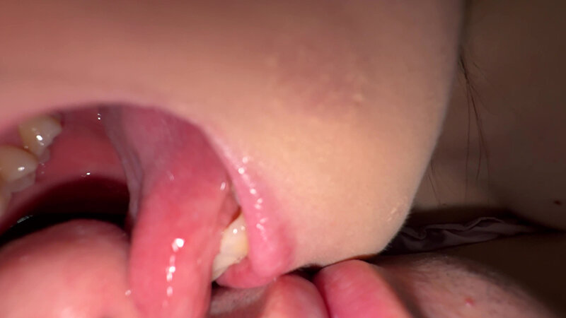 「【個人撮影】原美織 変態男のわがままリクエスト 臭いチェック!」のサンプル画像16枚目