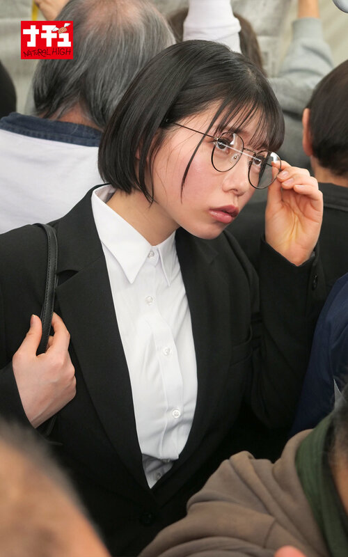 「敏感（恥）巨乳羞恥2025 推定Hカップ/地味メガネ就活生」のサンプル画像2枚目