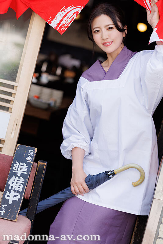 「木下凛々子が魅せる人妻の不倫願望!熟女居酒屋女将との禁断中出し情事」のサンプル画像1枚目