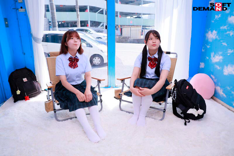 「マジックミラー号 友達同士のオナニー見せ合い初体験!友達に見られながら指に電マにエスカレート! さらに「生チ○ポを擦ってみませんか?」と提案するとヌルっとオマ○コに挿入し生ハメSEX!」のサンプル画像9枚目