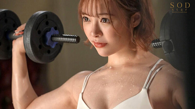 「激ピストン限定即ハメ筋トレジム 美女モデル・小倉由菜 ～絶頂イカせで鍛え抜かれた美しいカラダを作る～」のサンプル画像2枚目