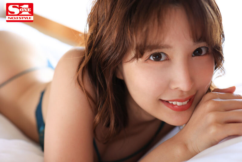 「葵つかさ
巨乳、淫乱、ノーカット
シン・交わる体液、濃密セックスシリーズ

見てよこのお尻の角度…
えちえちすぎんか？
思いっきりバックしたいっていう人は」のサムネイル