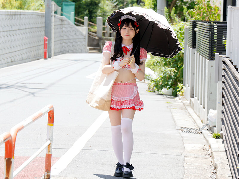 「ご主人様をペニクリでご奉仕する家事代行ニューハーフメイド物語 ななこ」のサンプル画像1枚目