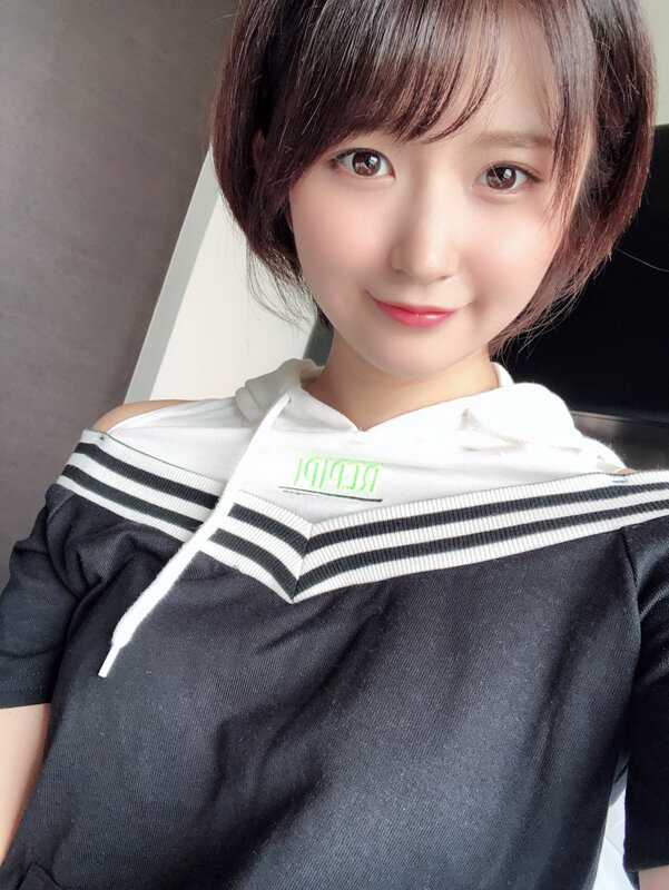 「素人娘の本当に上手いフェラチオ SNSで知り合った令和素人娘 28人5時間」のサンプル画像1枚目