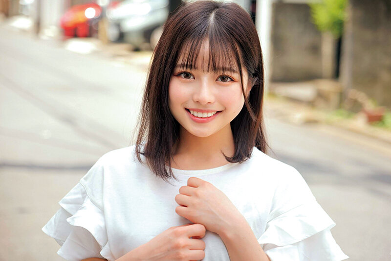 「素人女子大生限定!パンティ素股でカチカチち●ぽがアソコに擦れて赤面発情!クロッチは恥ずかし汁まみれ!そのまま生で擦り合わせて、ヌルヌルワレメに結局つるんっと入って生中出し!!ウブなハニカミ娘編 りむ ちはる」のサンプル画像2枚目