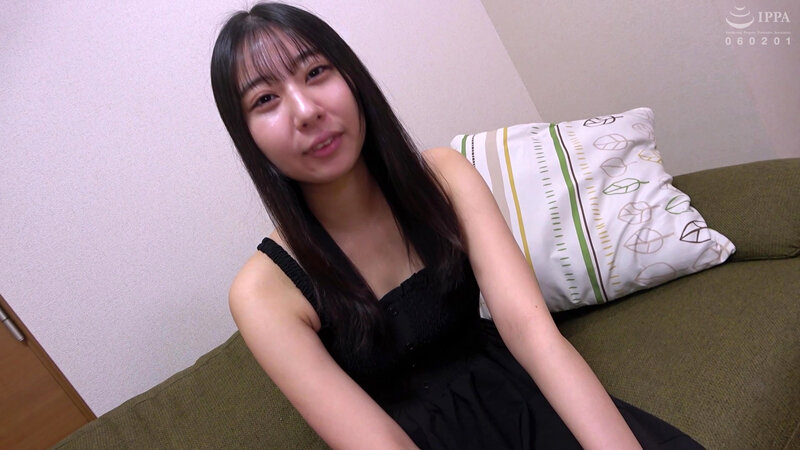 「【片寄しゅうか】清楚なお姉さん店員を二人がかりで拘束くすぐりSM！敏感なお尻とおヘソを責める拷問プレイ」のサムネイル