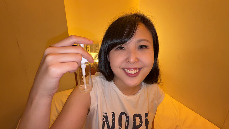 「【個人撮影】閲覧注意！横山夏希の唾液をスプレーで噴霧してみた！」のサンプル画像5枚目