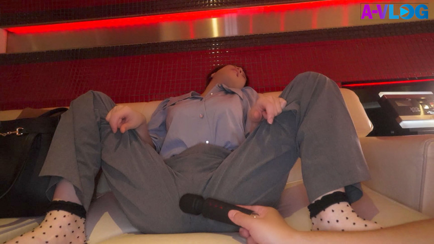 「仕事中にP活しちゃう爆乳HカップOLさん」のサンプル画像2枚目