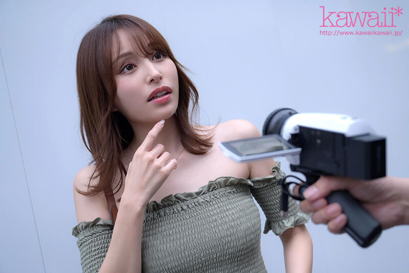 「Re:4年ぶりに蘇るシン禁欲ドキュメント AV女優になって6年弱 人生でいっちばんブッ飛んだクソえっろいSEX 伊藤舞雪」のサンプル画像1枚目