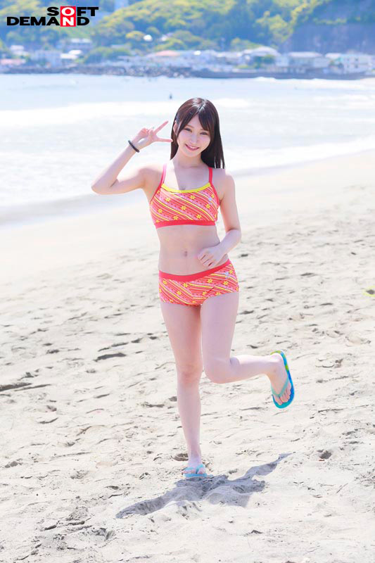 「この夏っ！！！御宿のBeachでデビューするかも！？新人ライフセーバー限定海難救助セクハラ講習 夏休み前にどうしても資格が欲しい女子大生は多少Hな講習でも受け入れる！？ 濃厚キッス（人工呼吸）で快楽の海に溺れてしまった素人お嬢さん4名収録」のサンプル画像11枚目