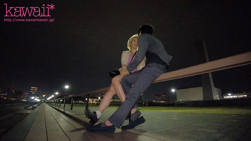 「童貞を捧げた初恋元カノと10年ぶりに再会…ギャル、金髪、巨乳…抱きたくなるエロい女になっていた。 デートしてたら青春時代がフラッシュバック 失われた時間を取り戻すようにハメてハメて昔できなかった中出ししまくった。 乙アリス」のサンプル画像9枚目