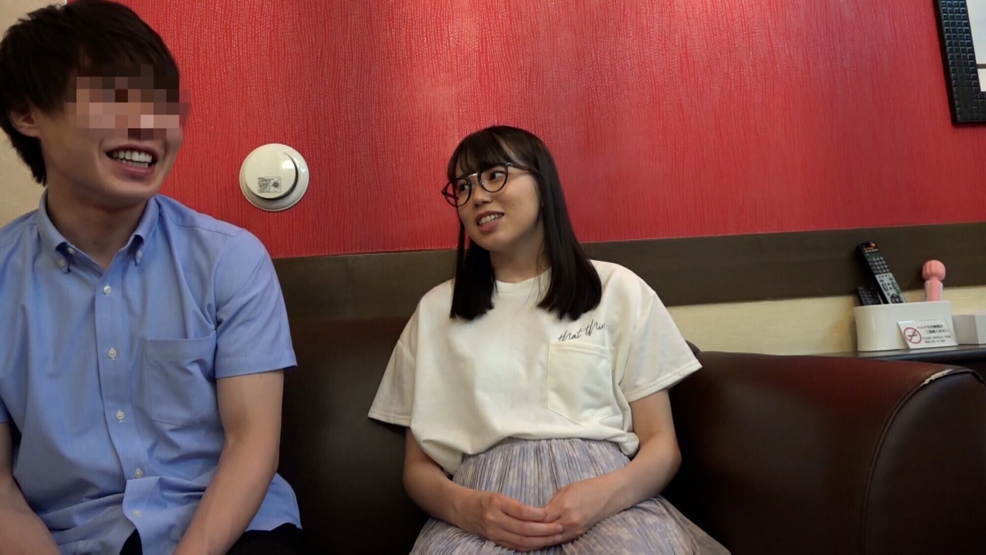 「地味目な陰キャ眼鏡娘をナンパしてAV男優と嵌め撮りしませんか?もの静かな乙女も性への興味は尽きない貪欲SEX!」のサンプル画像2枚目
