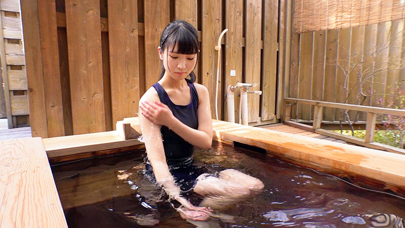 「イク時は必ず許可を取る黒髪美少女とイタズラ温泉旅行」のサンプル画像2枚目