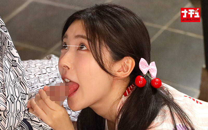 「温泉客が居ても浴衣の中の抱っこSEXで挿入して逃がさず何発も膣射させる痴女っこ3 小悪魔娘の誘惑」のサンプル画像5枚目