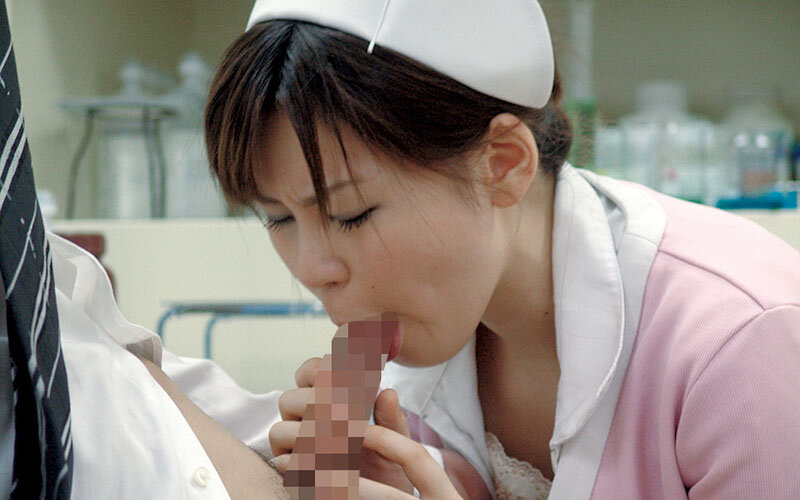 「病院でナースのムチムチおばさんに勃起チ○ポを露出したら…4時間」のサンプル画像4枚目