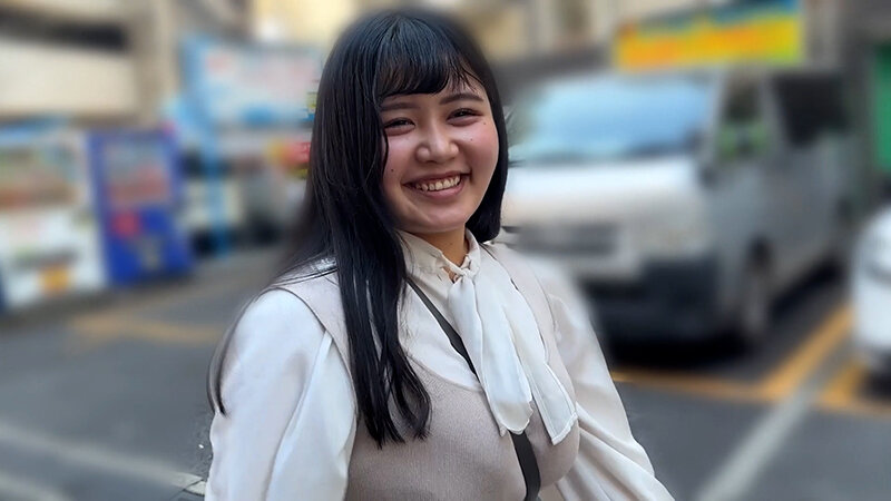 「街角で声をかけてくすぐりさせてもらう 社員食堂アルバイト みのりちゃん」のサンプル画像2枚目