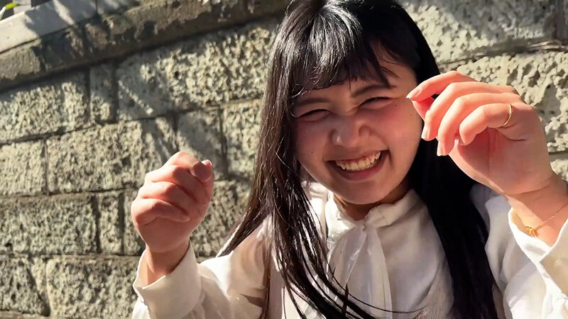 「街角で声をかけてくすぐりさせてもらう 社員食堂アルバイト みのりちゃん」のサンプル画像6枚目
