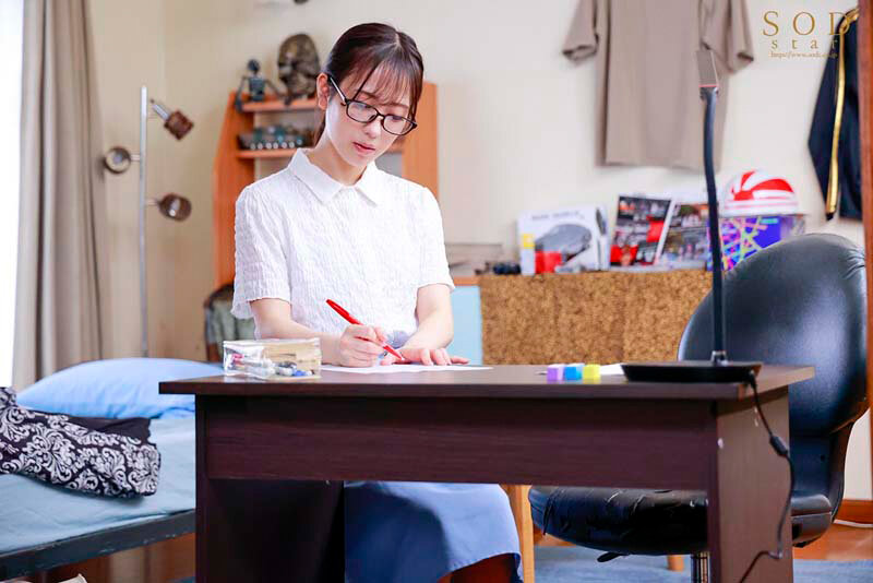 「小湊よつ葉 不良生徒の俺を甘いキスで翻弄してくる家庭教師のよつ葉先生との接吻ラブストーリー」のサンプル画像2枚目