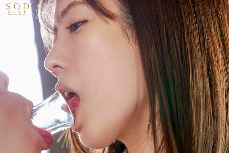 「小湊よつ葉 不良生徒の俺を甘いキスで翻弄してくる家庭教師のよつ葉先生との接吻ラブストーリー」のサンプル画像8枚目