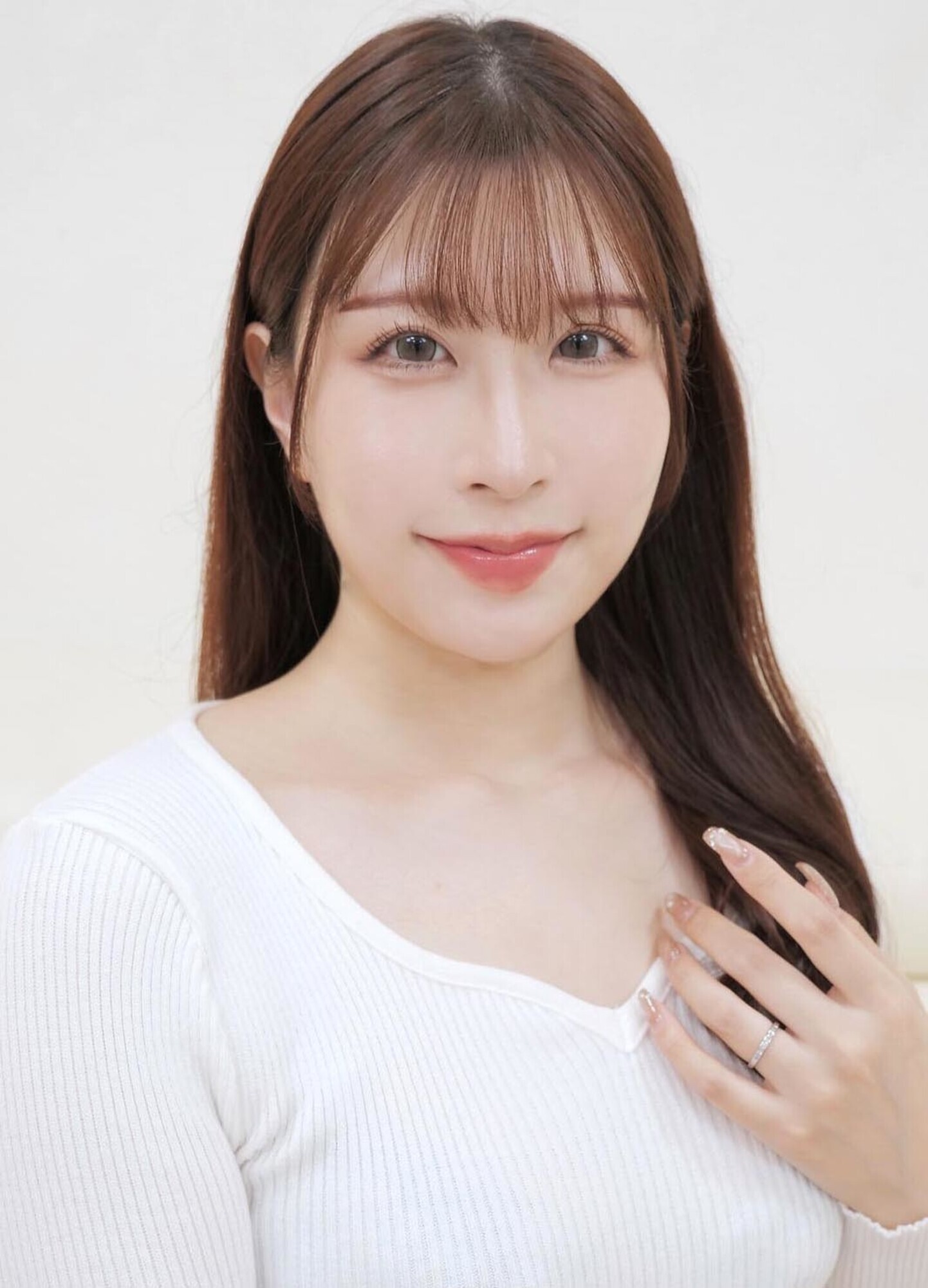 「素人奥様ナンパ 童貞君の包茎チ○ポむいて●ってあげてもらえませんか? 4 久しぶりに見るギンギンチ○ポに発情!優しく筆おろしセックスしてくれました!」のサンプル画像9枚目
