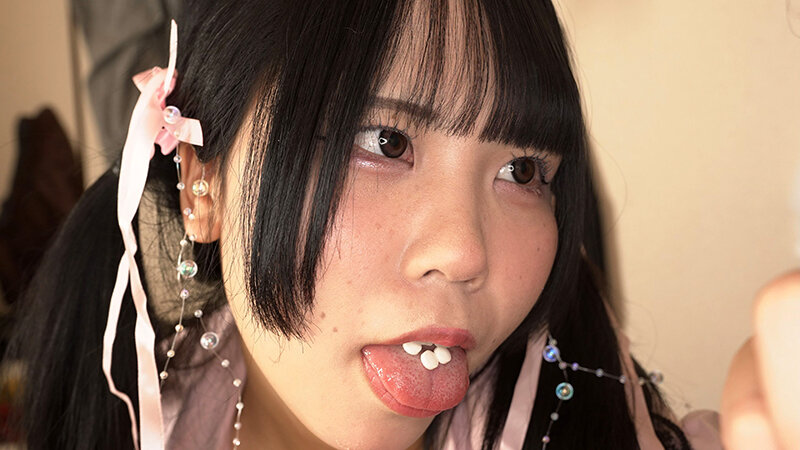 【アヘ顔ぶっ壊れ】強●クスリ漬け トー横地雷系女子を拉致って首絞めビンタイラマ折●！！ ビチョ濡れ潮吹きガンギマリ堕ち！すずめゆら