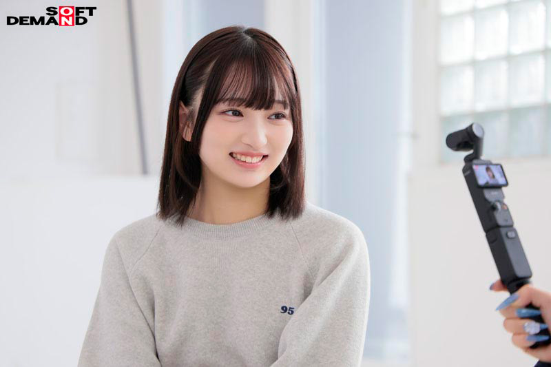 「【18歳絶頂開発】おとえりが行くところに男優有！おもちゃ・チ●ポでず～っと責め続けられる1日 音田絵凛」のサンプル画像1枚目