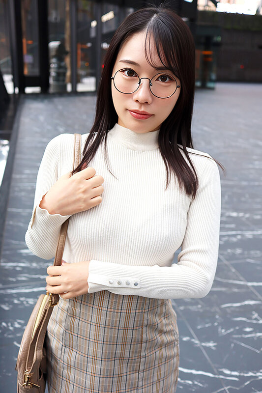 「月乃ことね メガネOLが巨根で中出しアクメ！むっつり美女の性欲解放フェラ＆絶頂SEX」のサムネイル
